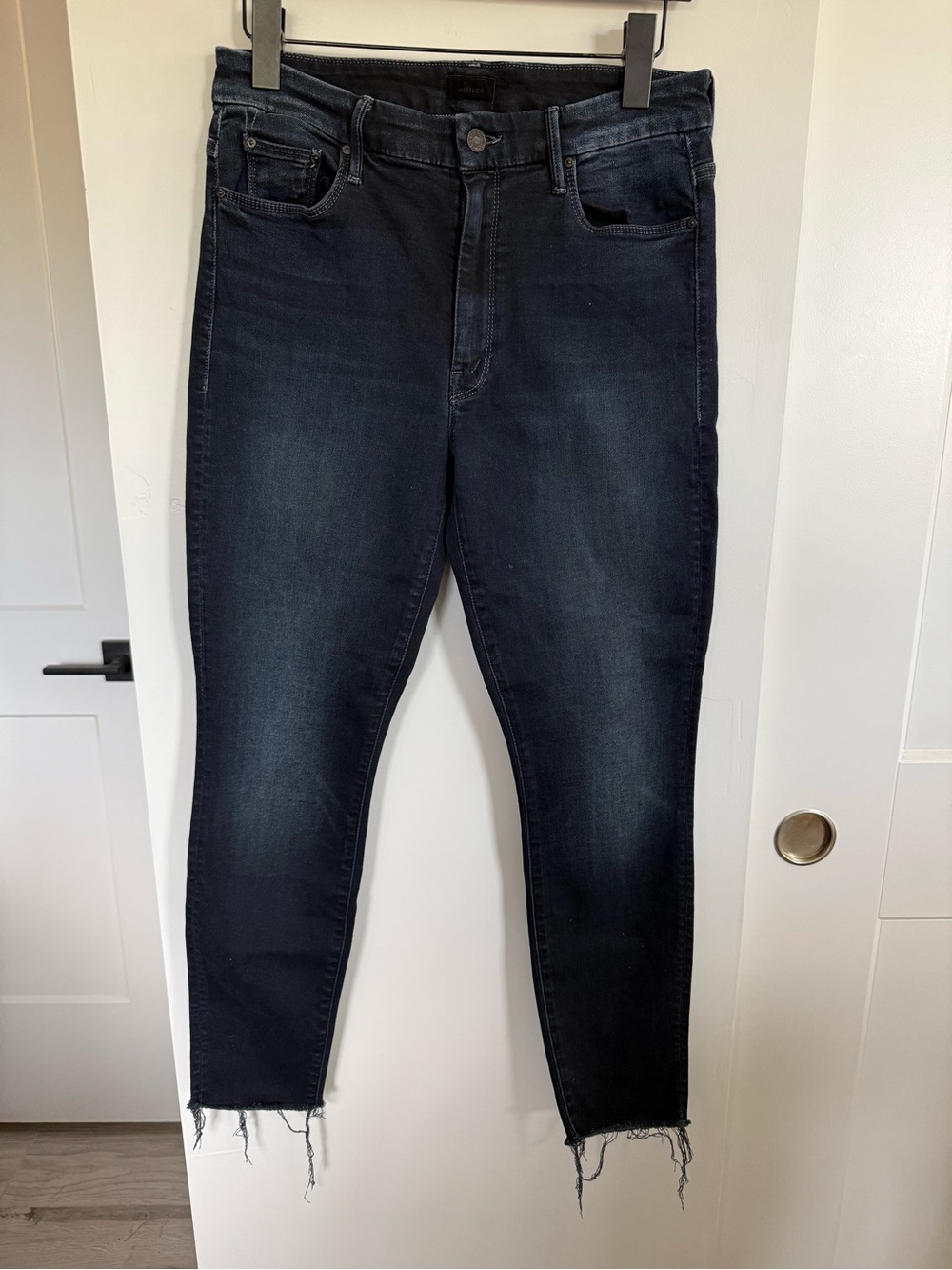 MOTHER Denim High Waisted Looker Ankle Fray Jeans Size 30